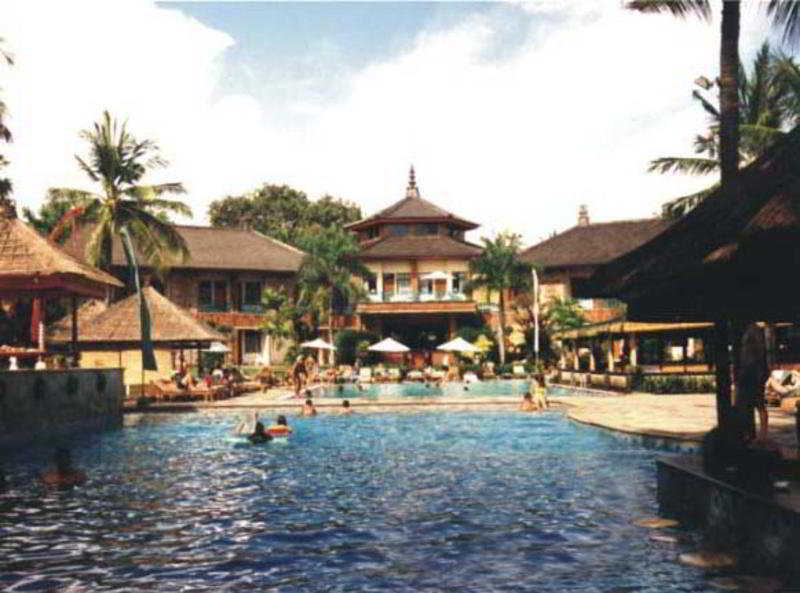 Club Bali Family Suites @ Legian Beach Exterior photo